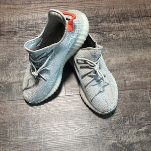 adidas Yeezy Boost 350 V2 Tail Light